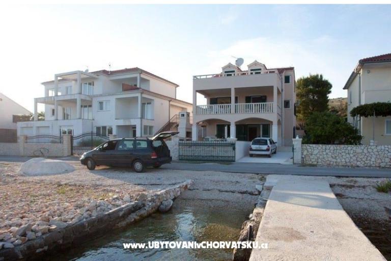 Beach apartments Rogoznica – photo 14