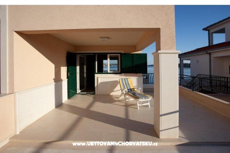 Beach apartments Rogoznica – photo 17