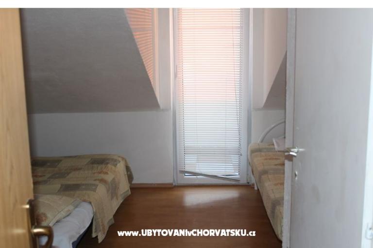 Doogaloo Apartments – photo 13