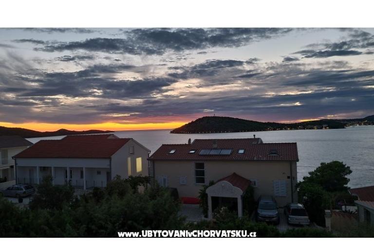 Holiday Apartments Lucic – photo 88