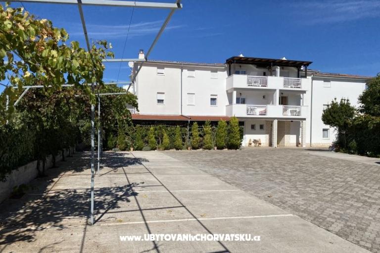 House on the beach – photo 6