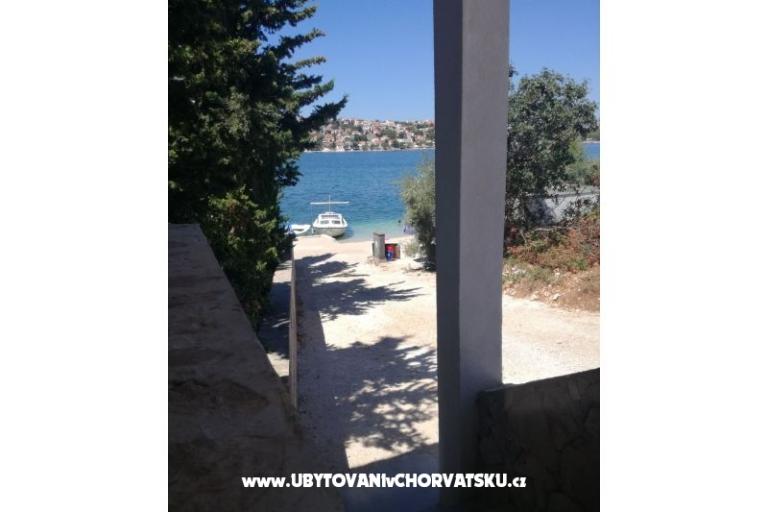 House on the beach – photo 2