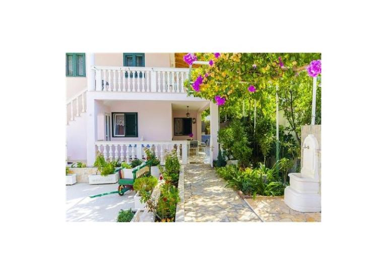 House Lucija – photo 9