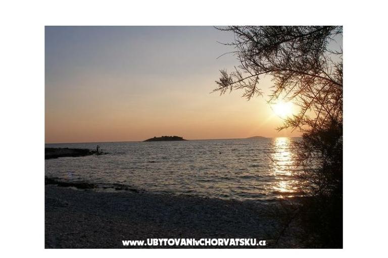 Ružica apartments Rogoznica – photo 9