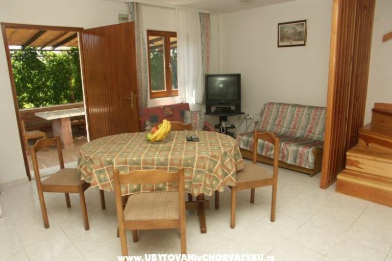 Santa Chiara Apartments – photo 4