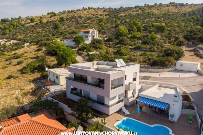 Villa Brusnjak Zatoglav Rogoznica  – photo 2