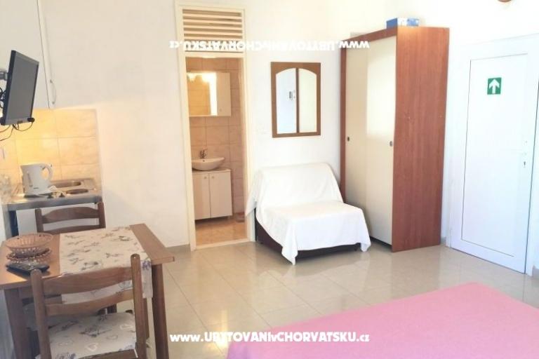 Vinka apartments DIREKT NA PLAŽI – photo 16