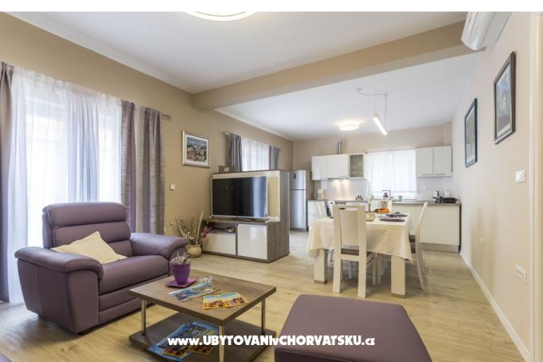 Flores Luxury Suites – photo 8