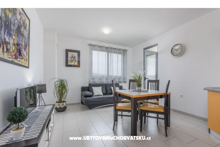 Apartments Kimi with swimming pool  – photo 10
