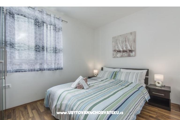 Apartments Kimi with swimming pool  – photo 11