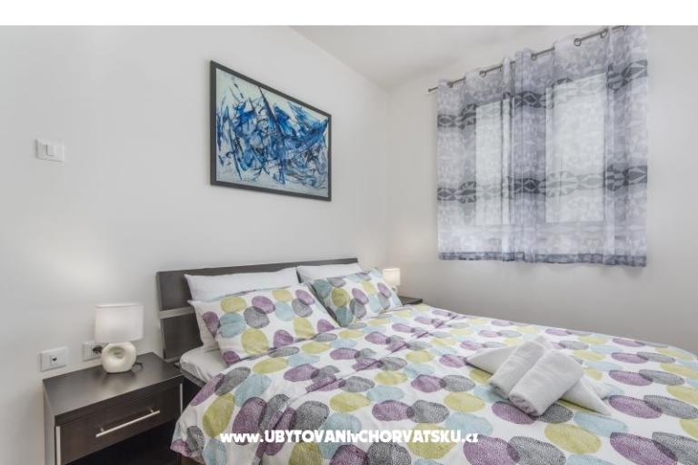 Apartments Kimi with swimming pool  – photo 16