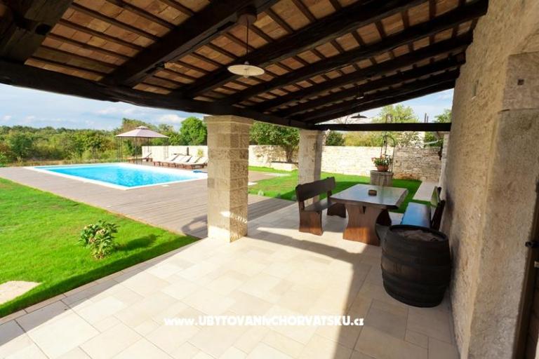 Villa Majoli – photo 10