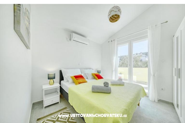 Villa Gaby with heated pool – photo 12