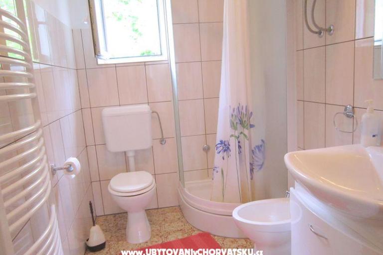 Apartments Lucić – photo 11