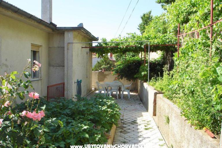 Apartments Lucić – photo 14