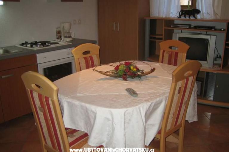 Apartments Štefanac – photo 3