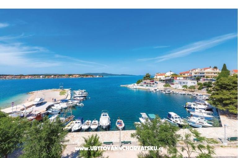 Apartments Neda – photo 16