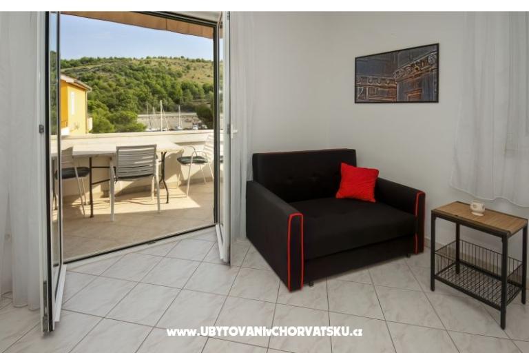 Apartments Males – photo 12