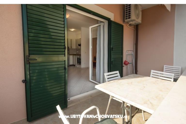 Apartments Males – photo 15