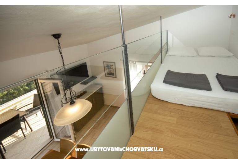 Apartments Males – photo 18