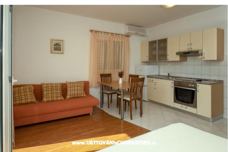 Apartments Males – photo 8