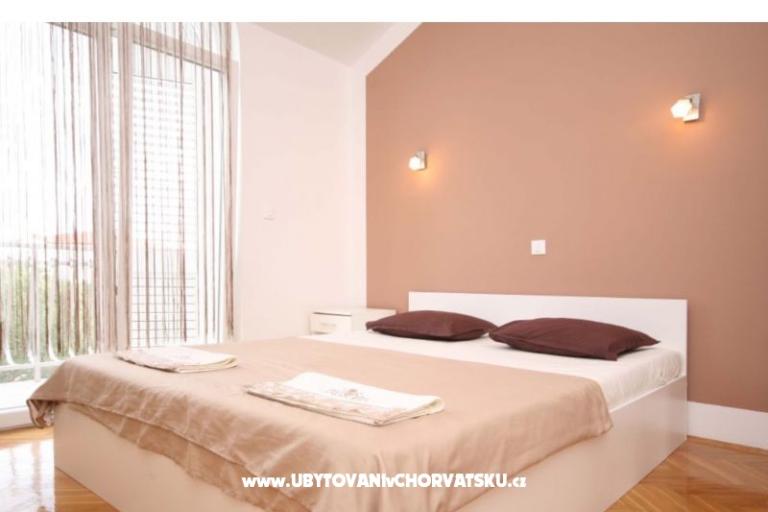 Apartments Naomi – photo 11