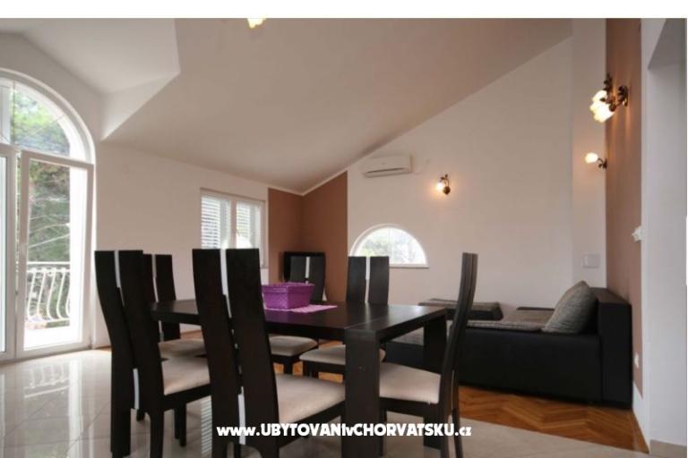 Apartments Naomi – photo 12