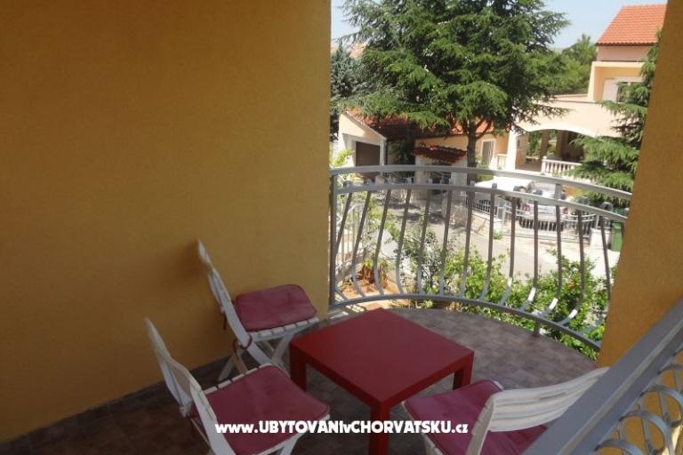 Apartments Naomi – photo 8