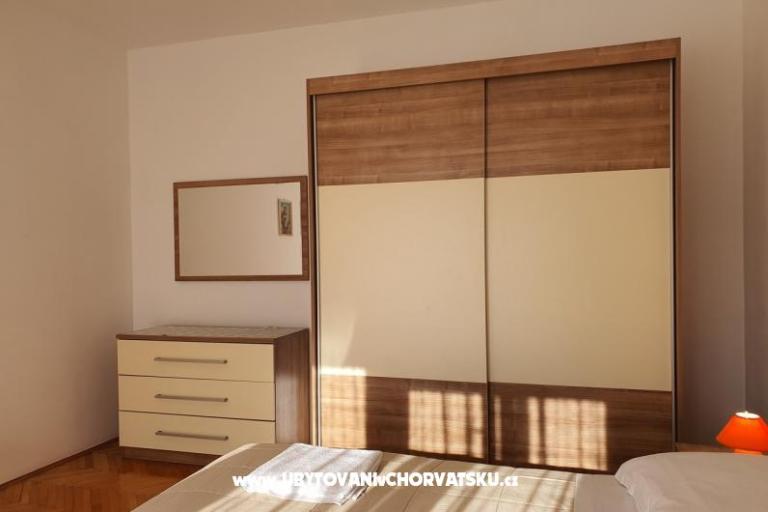 Apartments Šime – photo 4