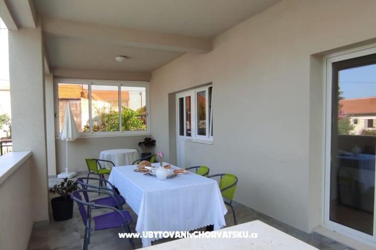 Apartments Španja – photo 18