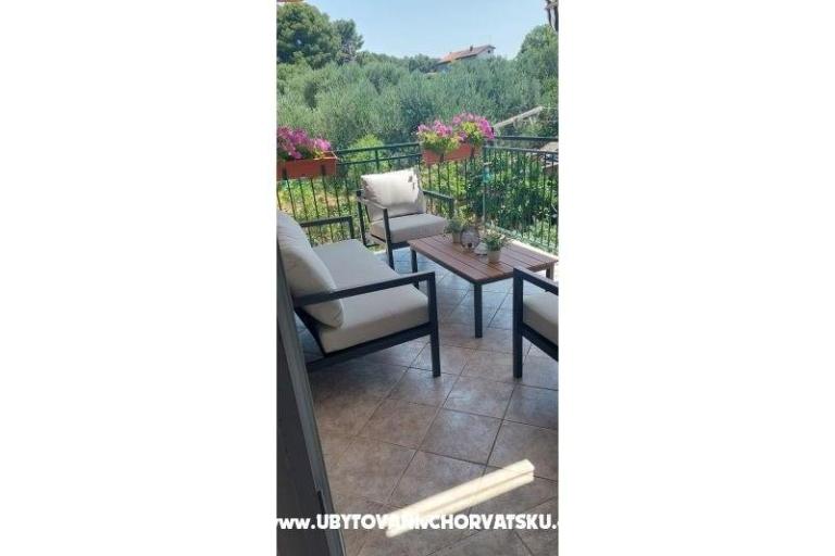 Sunset Hill Apartments – photo 10
