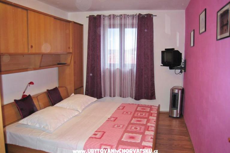 Apartment Jela – photo 7