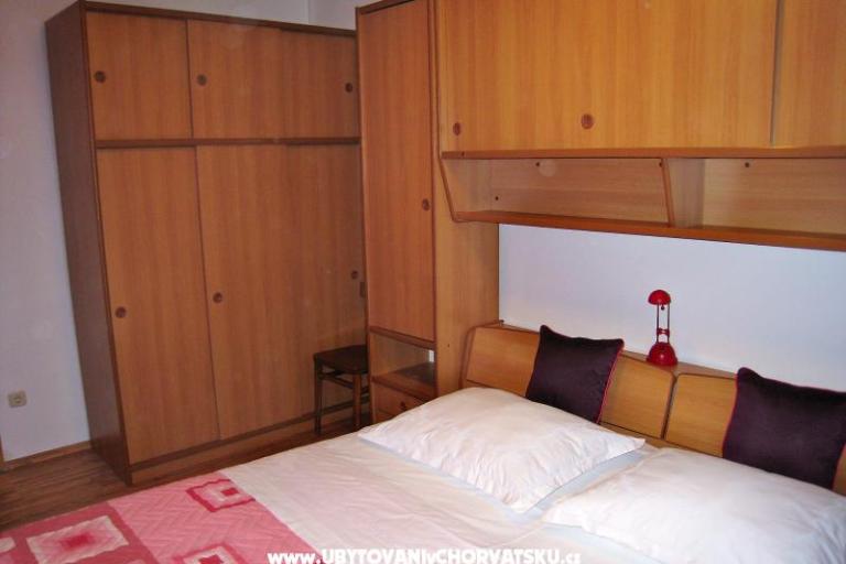 Apartment Jela – photo 8