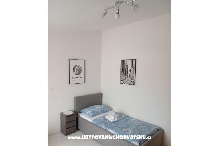 Apartment by the sea with a seaview – photo 10
