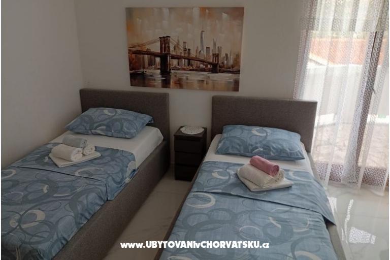 Apartment by the sea with a seaview – photo 23