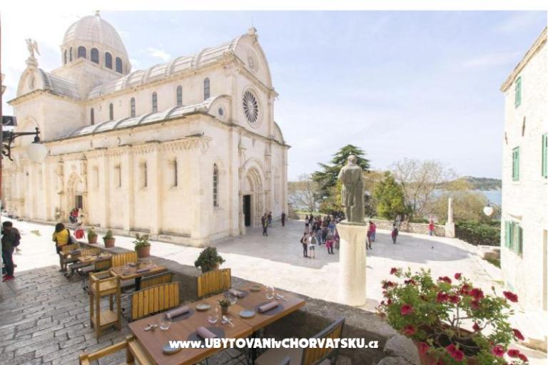 Apartment by the sea with a seaview – photo 31