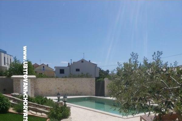 Laura apartmani – photo 10