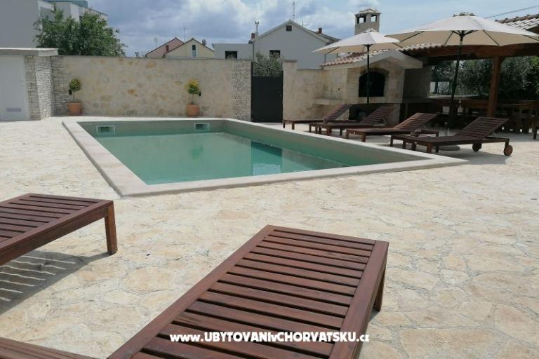 Laura apartmani – photo 14