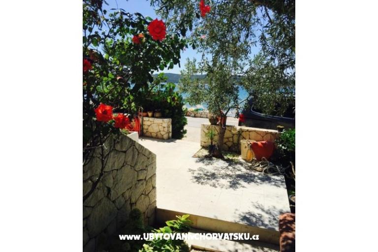 Apartments Neda – photo 14