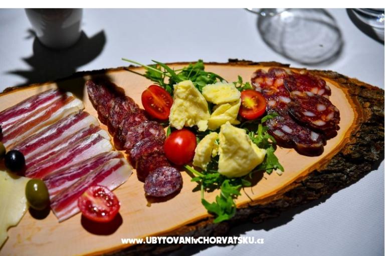 Apartments CURIĆ – photo 15