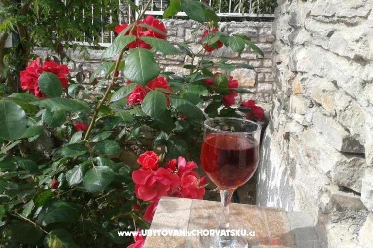 Apartments Tiha – photo 2