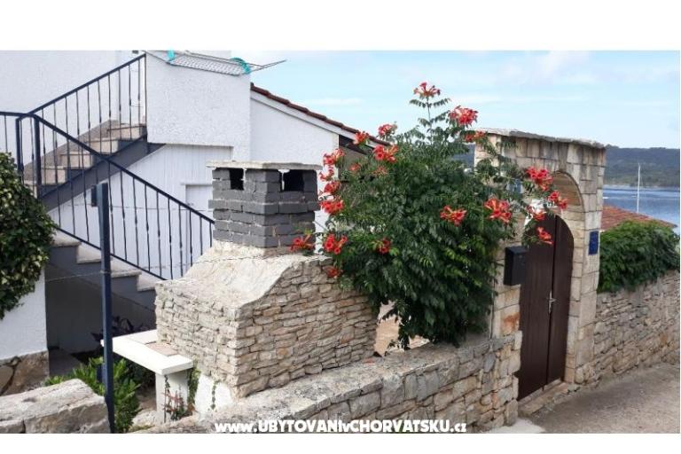 Apartments Tiha – photo 4