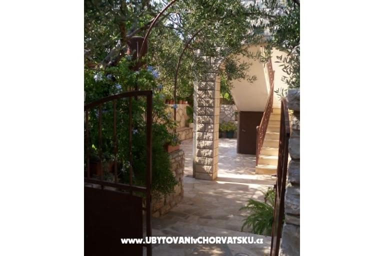 Apartments Mario Stomorska – photo 13