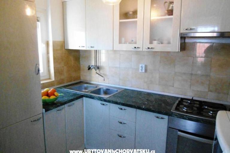 Apartments Mario Stomorska – photo 7