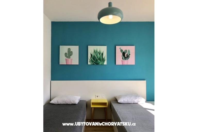 R&amp;B Apartments – photo 11