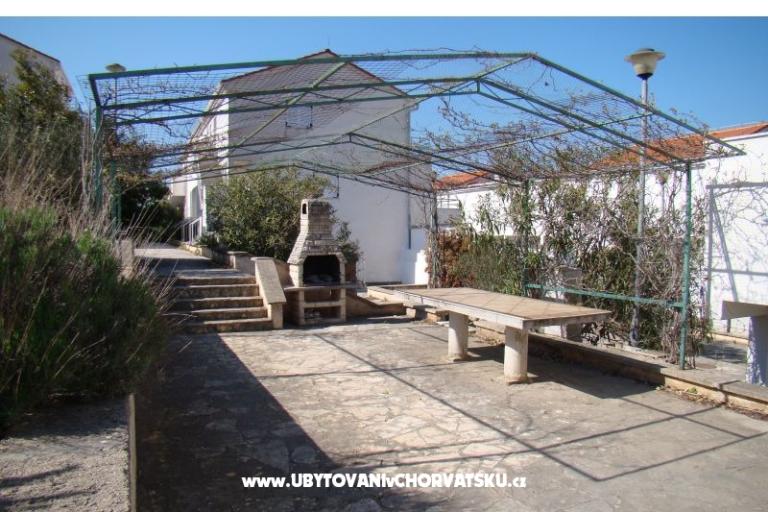 R&amp;B Apartments – photo 14