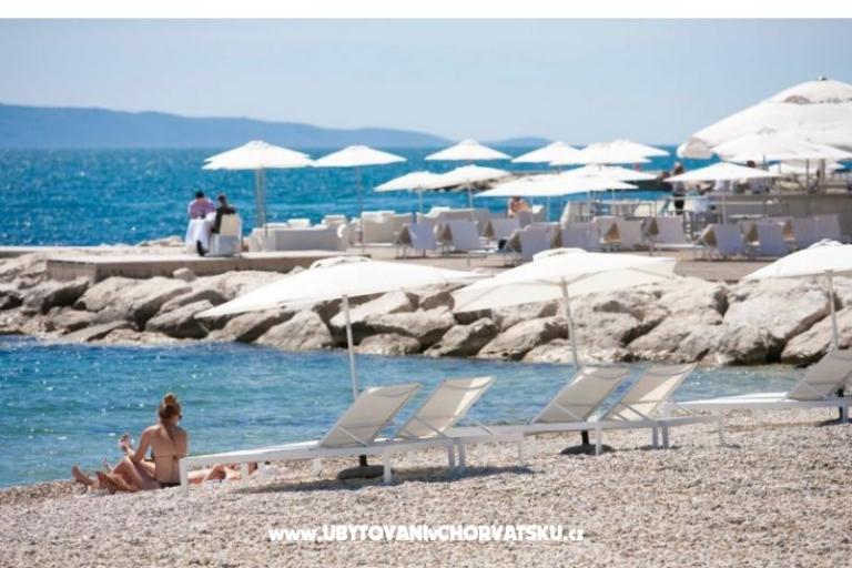 AdiOro Luxury Beachfront Apartment – photo 13