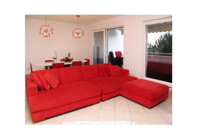 AdiOro Luxury Beachfront Apartment – photo 3