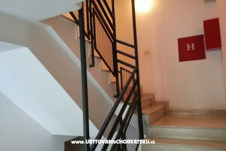 Apartment Bol - Split – photo 6