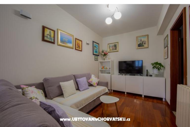 Apartment Mime – photo 9
